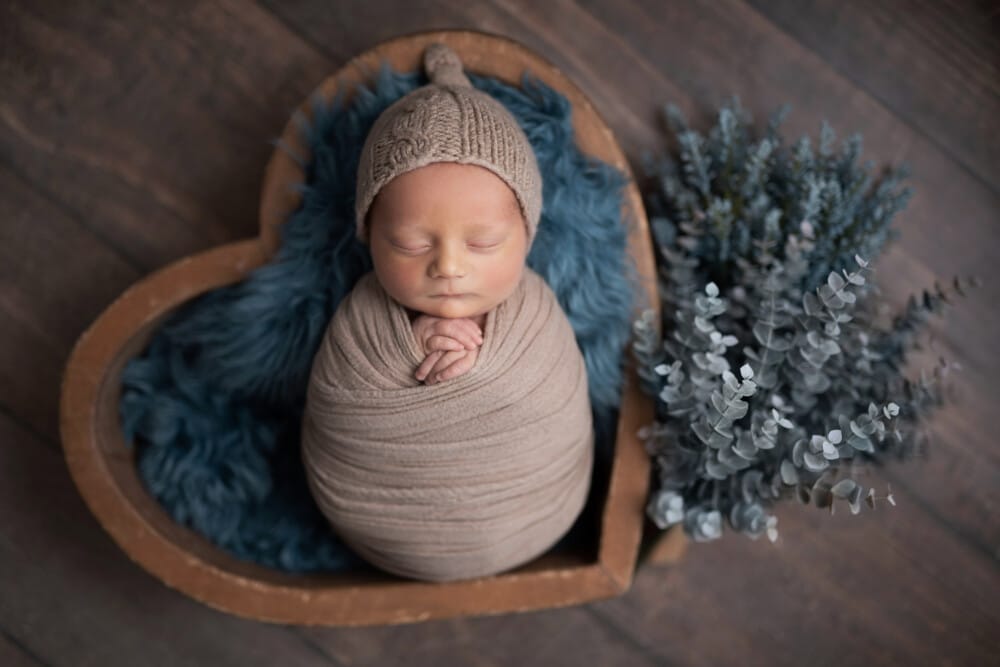 How to choose newborn photographer
