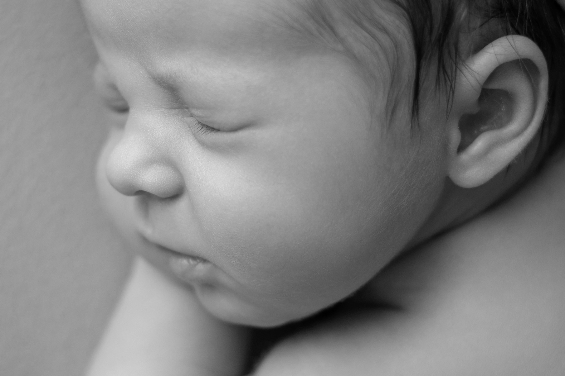 Why the First Two Weeks Are Best for Newborn Photography